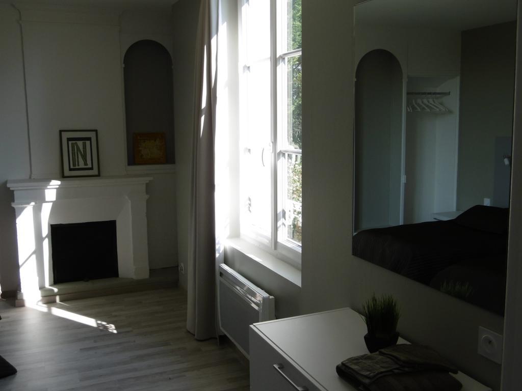 Domaine Des Aubuis Villa Chinon Exteriör bild